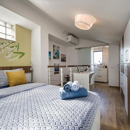 Bucharest Penthouse With Sauna And Terrace Ngoại thất bức ảnh
