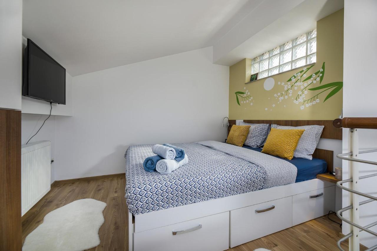 Bucharest Penthouse With Sauna And Terrace Ngoại thất bức ảnh