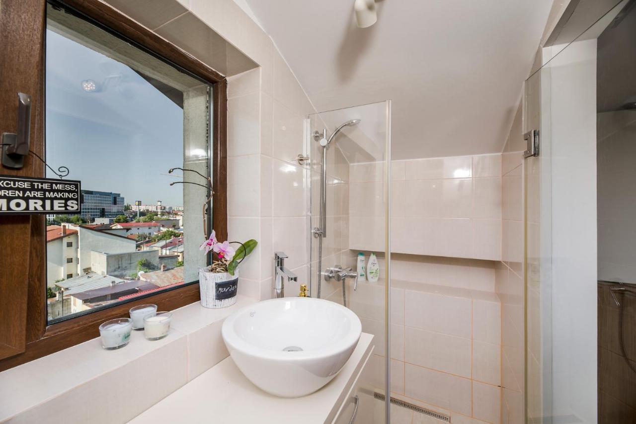 Bucharest Penthouse With Sauna And Terrace Ngoại thất bức ảnh